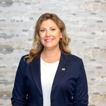 Lindsay Shelton-Gross
