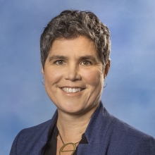 mandy putney headshot