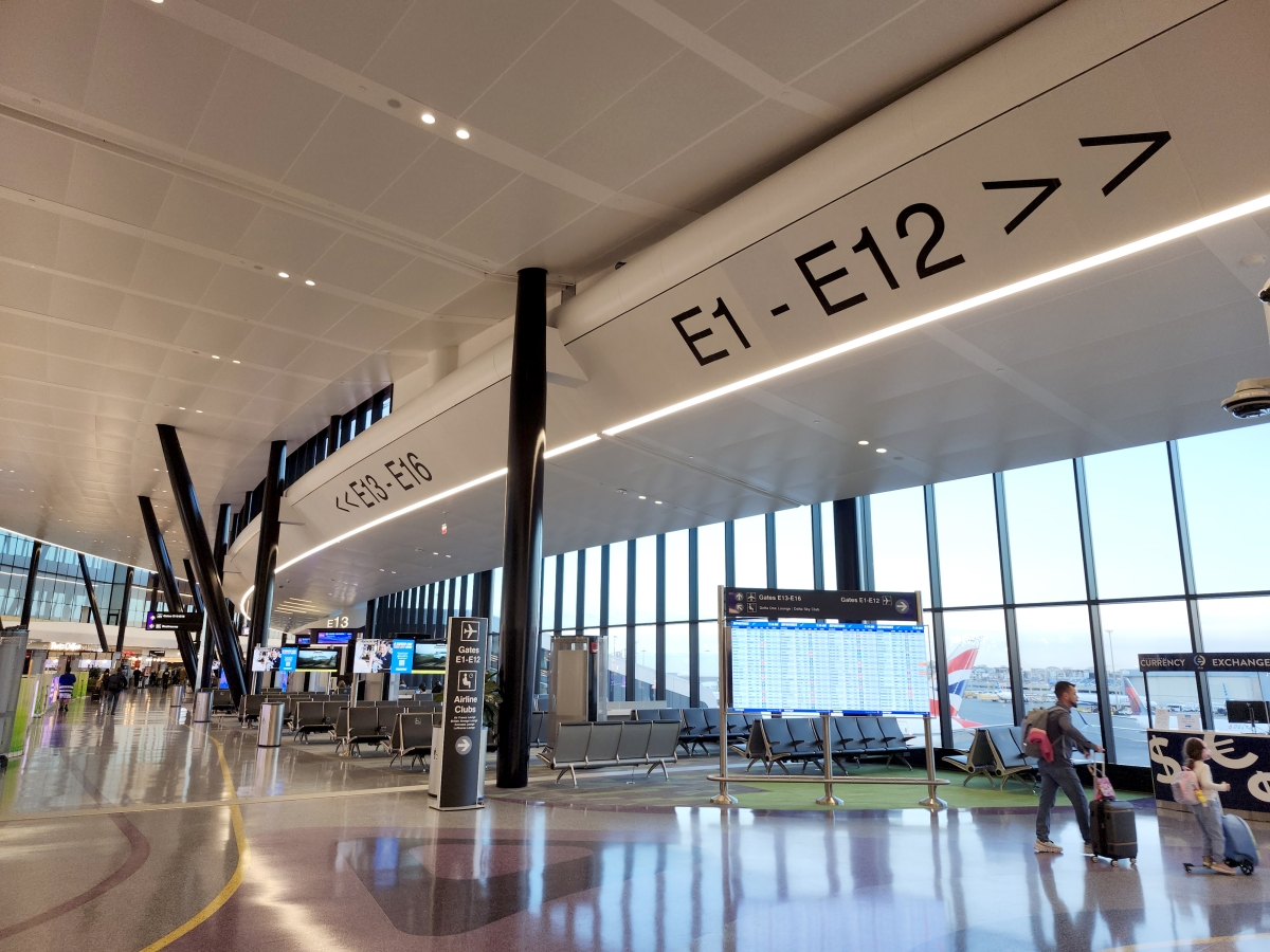 Arora Terminal E