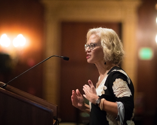 Metro Therese McMillan Photos © John Livzey