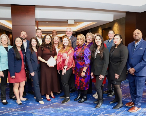 A group of WTS members and award winner