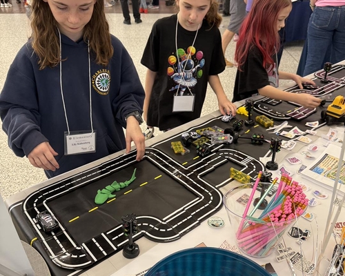 SWE Girls Engieer It Day Expo - March 2026_pic4