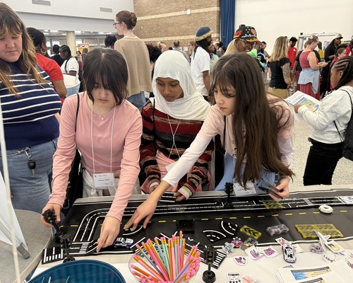 SWE Girls Engieer It Day Expo - March 2026_pic8
