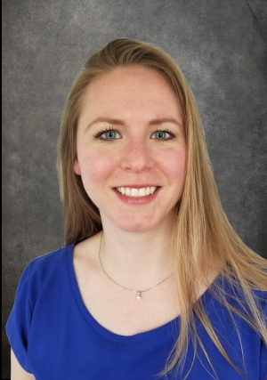 bio picture for Erica Swansen