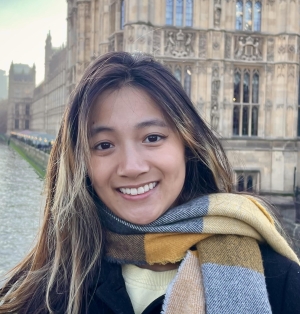 Eileen Ong's headshot