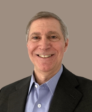 Headshot of Honorable Ray LaHood Award winner. Single Picture: Thomas DiPaolo